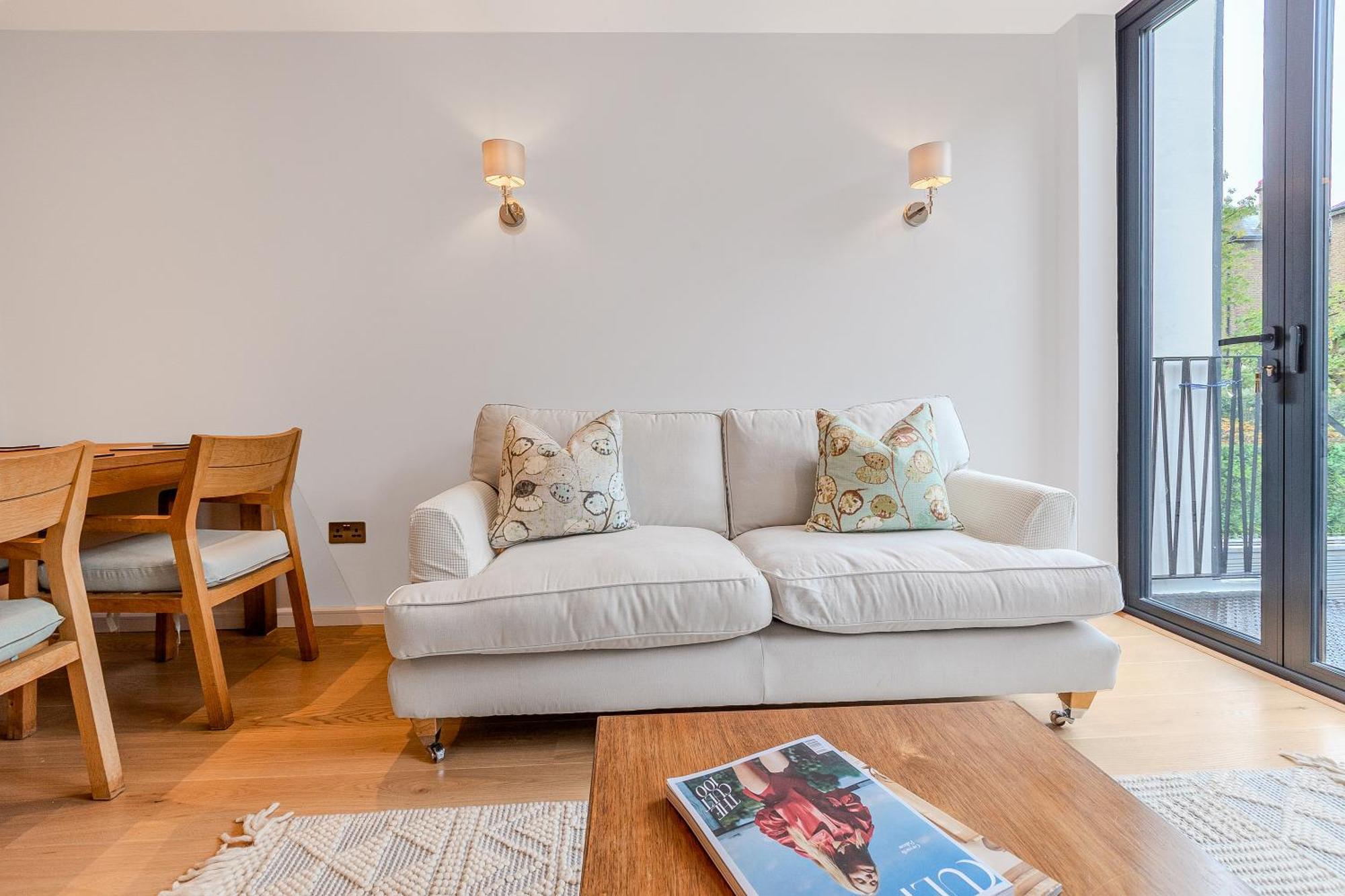 Contemporary 2Br Duplex With A Patio In Chelsea Apartment London Ngoại thất bức ảnh