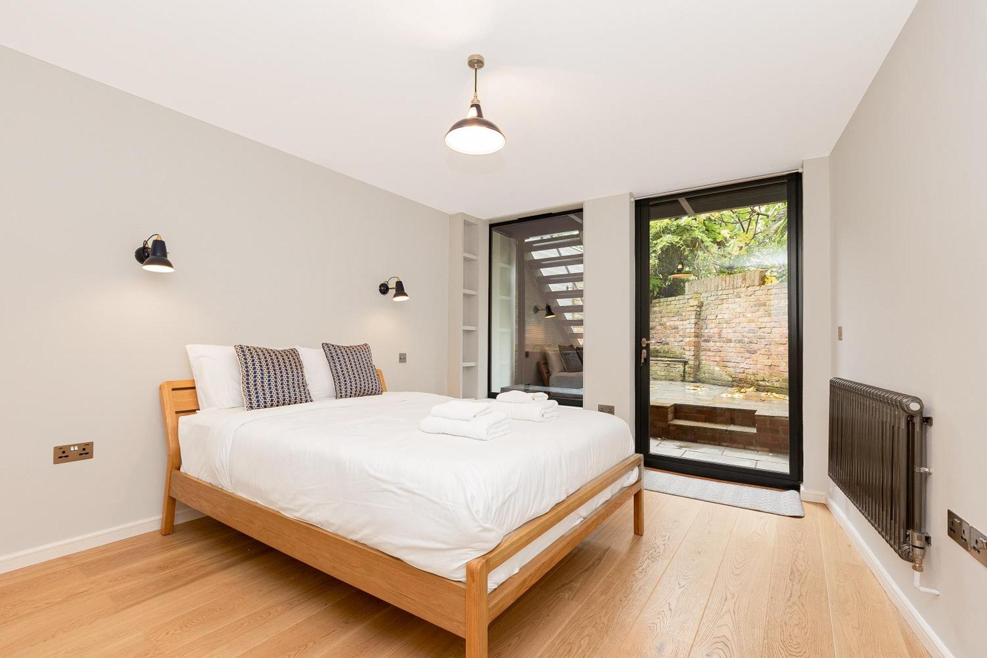 Contemporary 2Br Duplex With A Patio In Chelsea Apartment London Ngoại thất bức ảnh