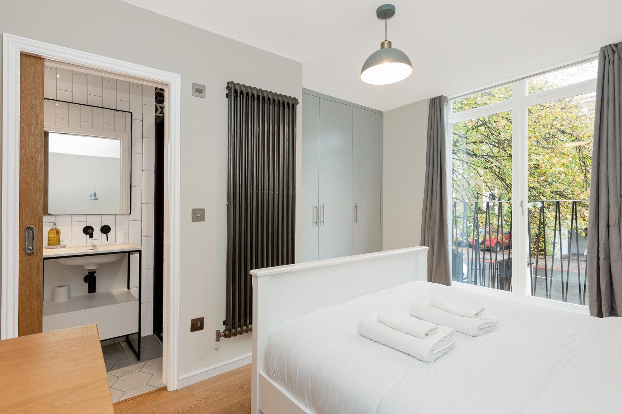 Contemporary 2Br Duplex With A Patio In Chelsea Apartment London Ngoại thất bức ảnh